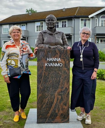 Artikkelbilde til artikkelen Hanna Kvanmo hedret med byste